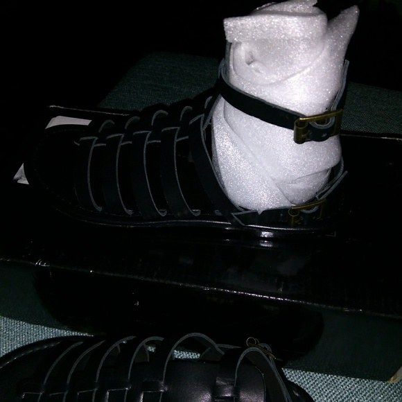 Colin Stuart black sandals - Picture 3 of 6